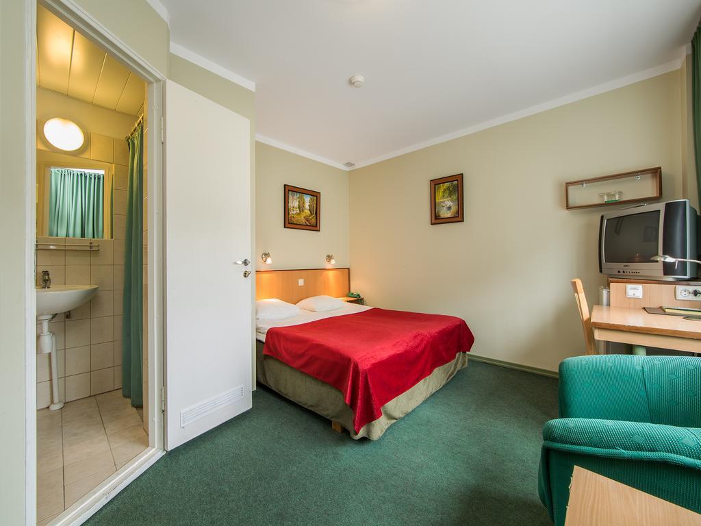 Arabella Hotel Kuressaare Esterno foto